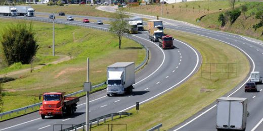 20150619-Caminhoes-Transporte-de-cargas